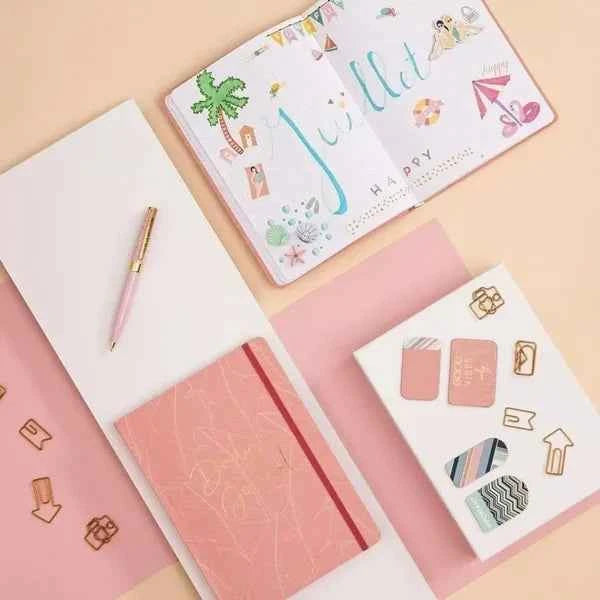 Bullet journal | Roze met goudfolie | 100 grams papier