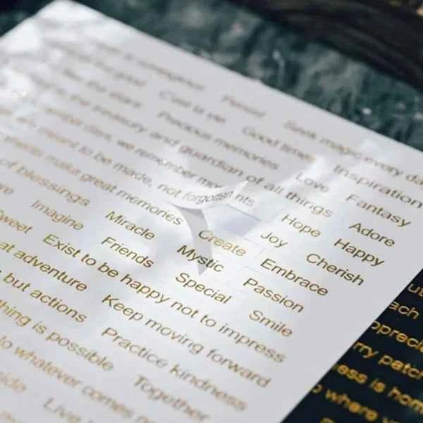 Tekststickers | Zwart met goud | 540 stuks